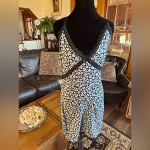 H&M Divided Black Floral Lace Trim Slip Dress Size L Adjustable Straps